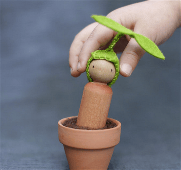 手工diy制作羊毛毡春芽小娃娃盆栽的创意教程