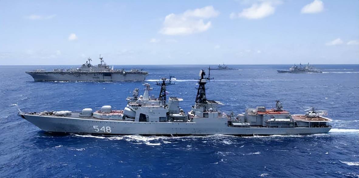 大事件俄罗斯海军也到红海凑热闹派出2艘护卫舰给也门撑场子