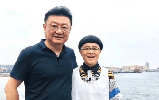 江湖人才辈出,相信很少人知道刘纯燕的丈夫是谁吧,他的丈夫是端庄严肃