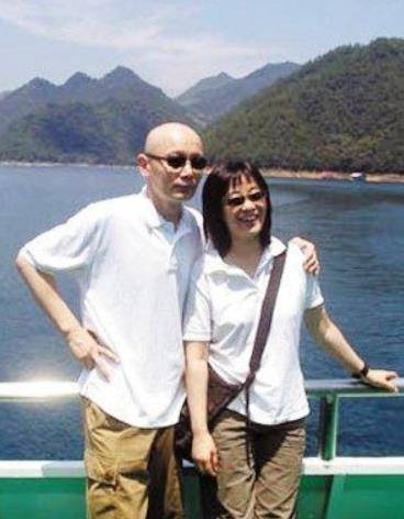 原创其貌不扬却轻松拿捏葛优丁克半生又替别人养子贺聪到底图什么