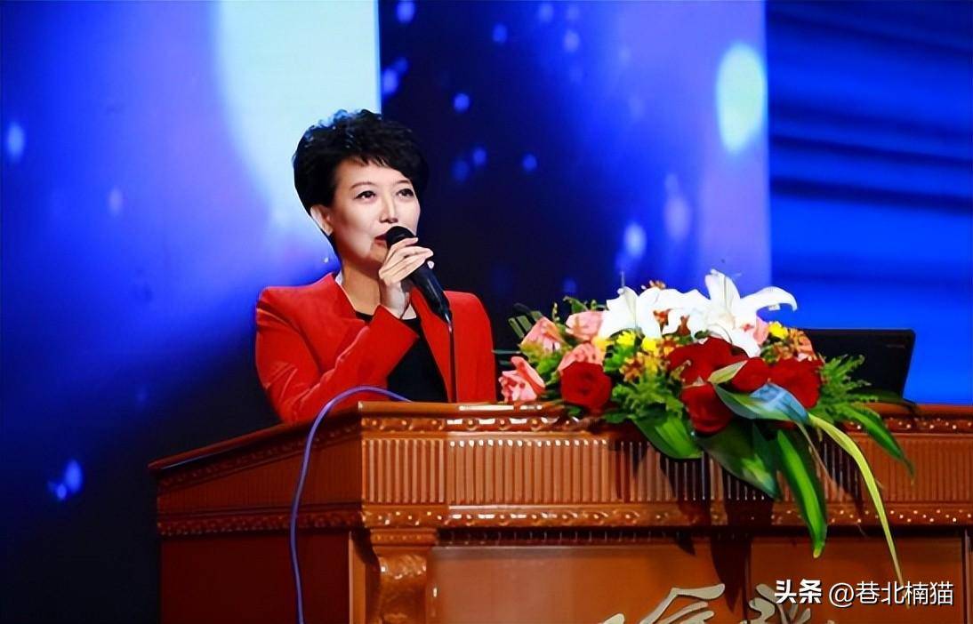 原创年近半百却至今单身这5位央视女主持堪称媒体行业天花板