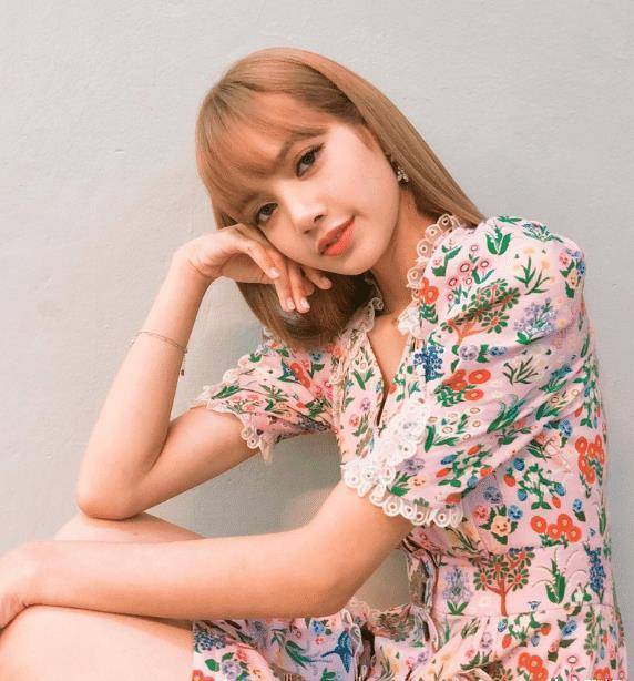 原创lisa短发旧照被翻出真爱粉都差点没认出来现实版逆袭