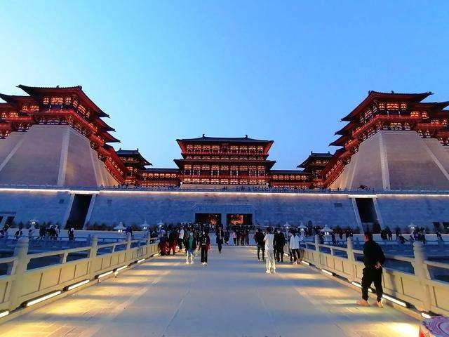 去河南洛阳旅游攻略去洛阳旅游当地口碑好的导游推荐亲测好玩