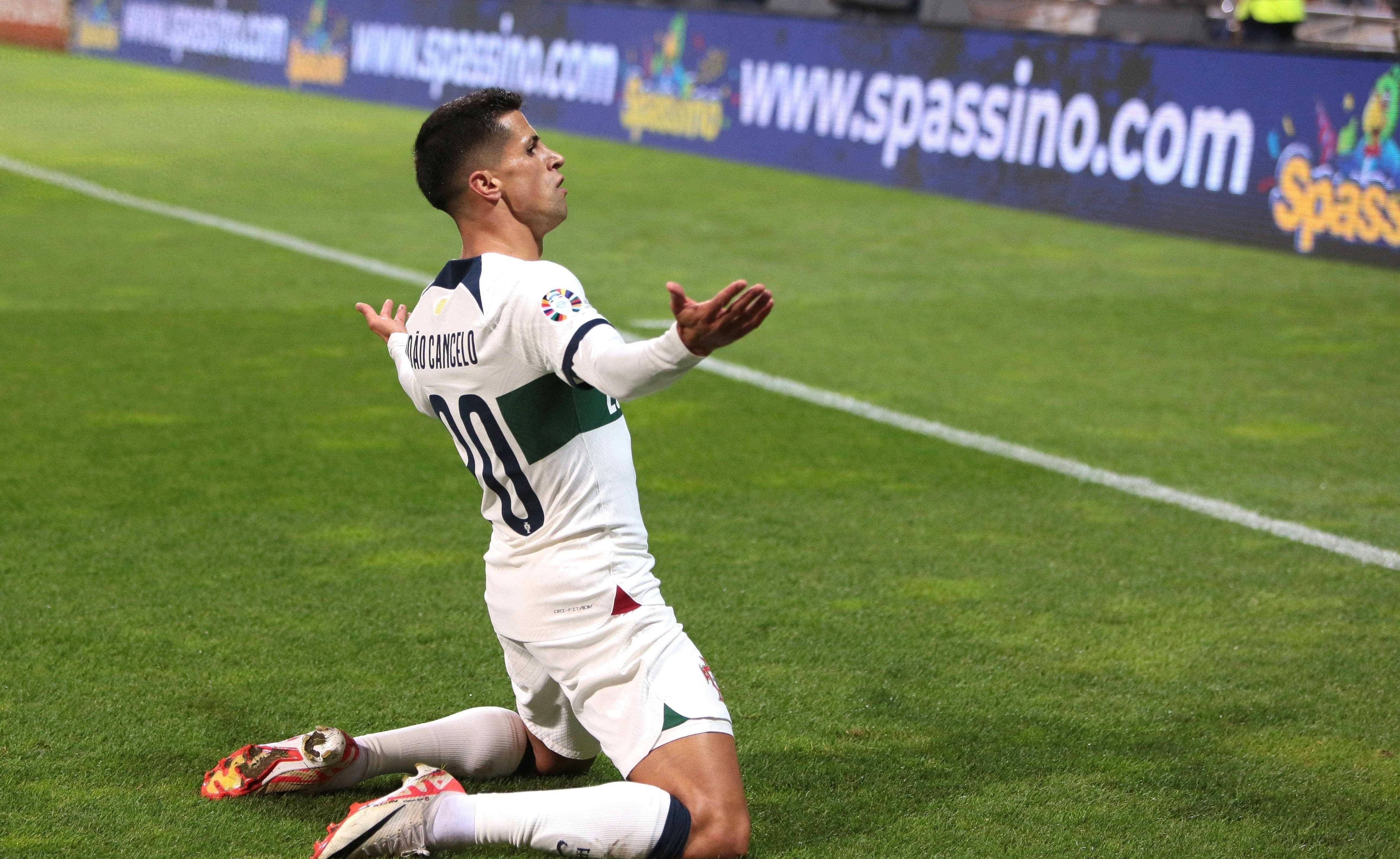 原创重磅坎塞洛愿长期留守巴萨与瓜帅无怨言个性碰撞更精彩