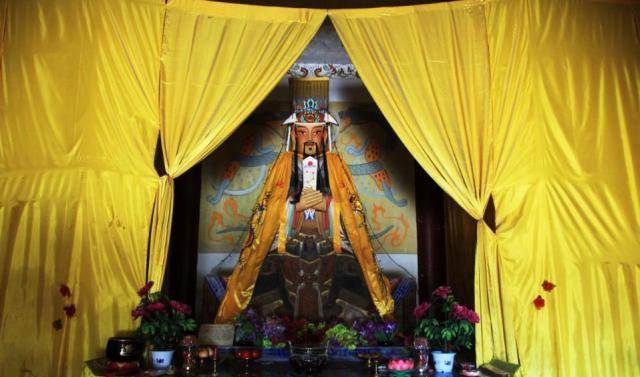 原创黄河边有座帝王陵千年来无人敢动专家却至今难以解释