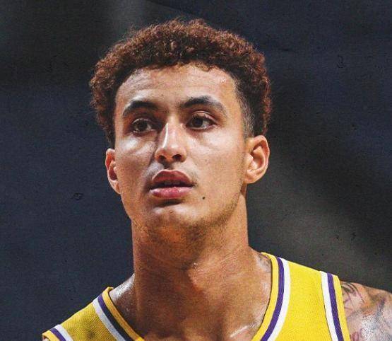 原创原创5连胜重夺西部第一詹眉出战大将连休三场库帅造湖人最强五虎