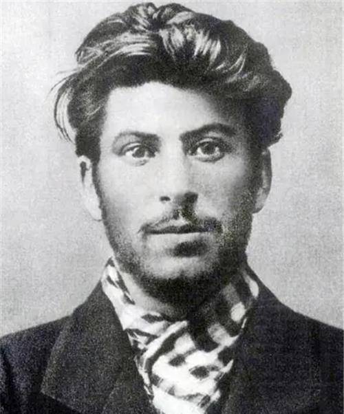 看看他平时穿的鞋子,你就知道了_马克斯·普朗克_照片_时期