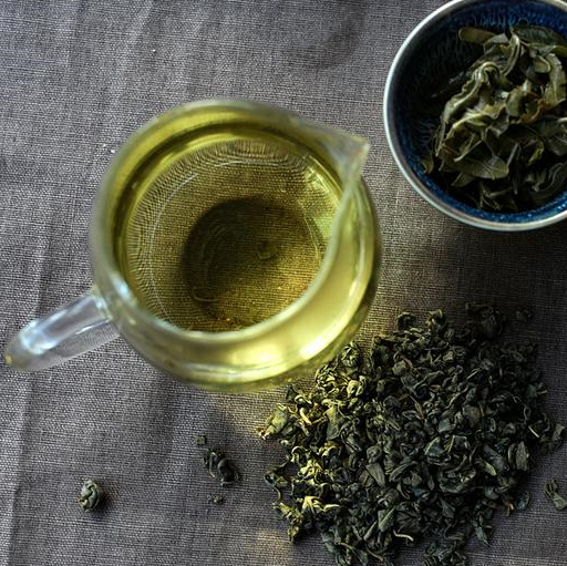 野生的北庭罗布麻茶中所含高含量的绿原酸进入人体后被人体吸收,斩断