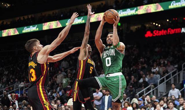 原创nba关键时刻表现惨淡塔图姆遇质疑库里稳坐得分王座