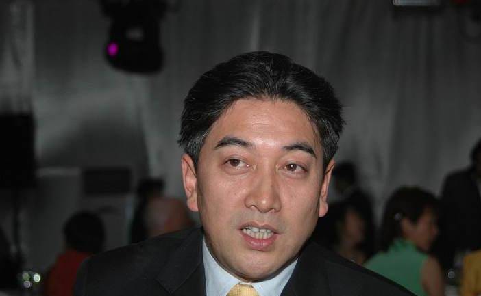 原创水均益在妻子瘫痪的时候选择离开却娶了杨迪他为什么这么做