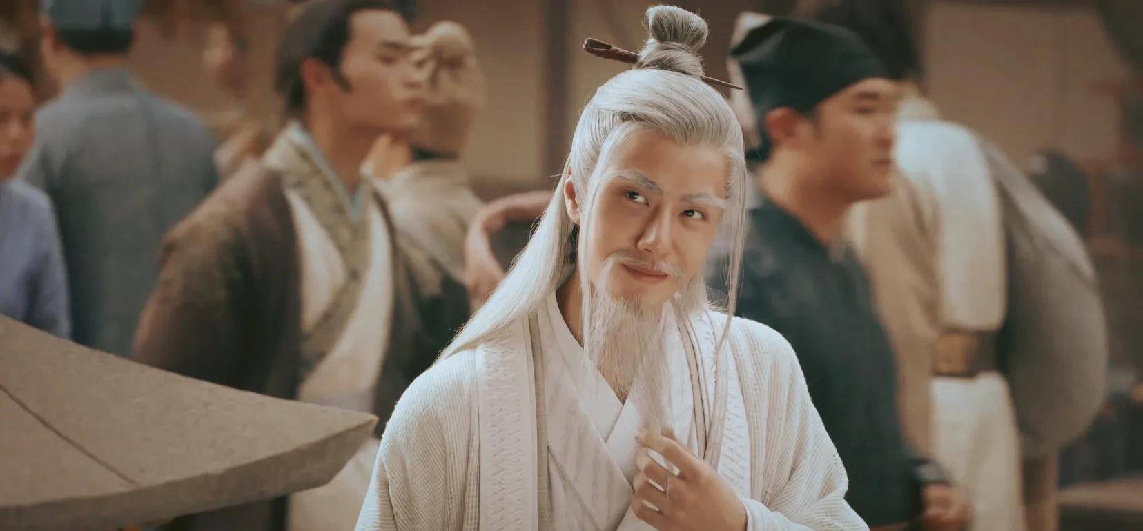 原创王一博三十年后什么样酷盖画上老年装多的时间还是要陪伴老人