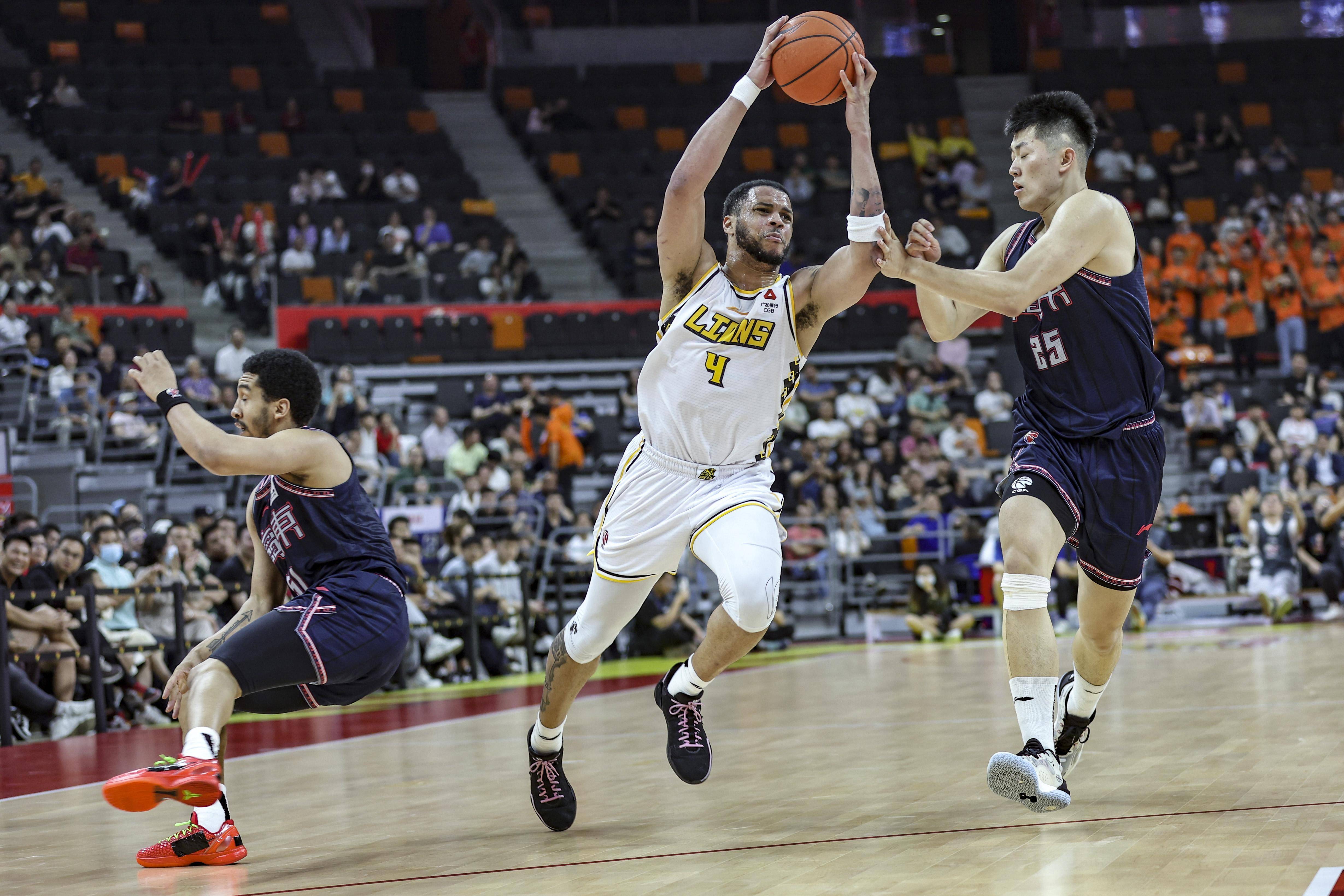 广东男篮击败浙江广厦的原因浮出水面这不是运气也不是裁判