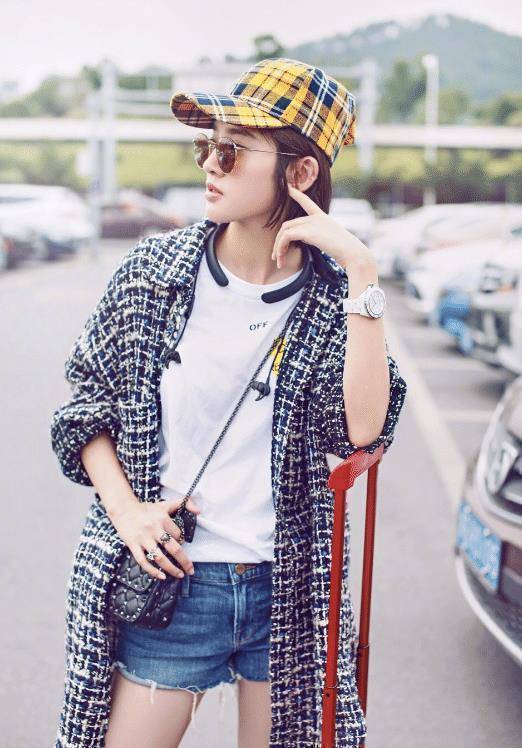 唐艺昕冬日服装甜美,给人温暖的感觉,这样搭配很出众_唐艺欣_季节