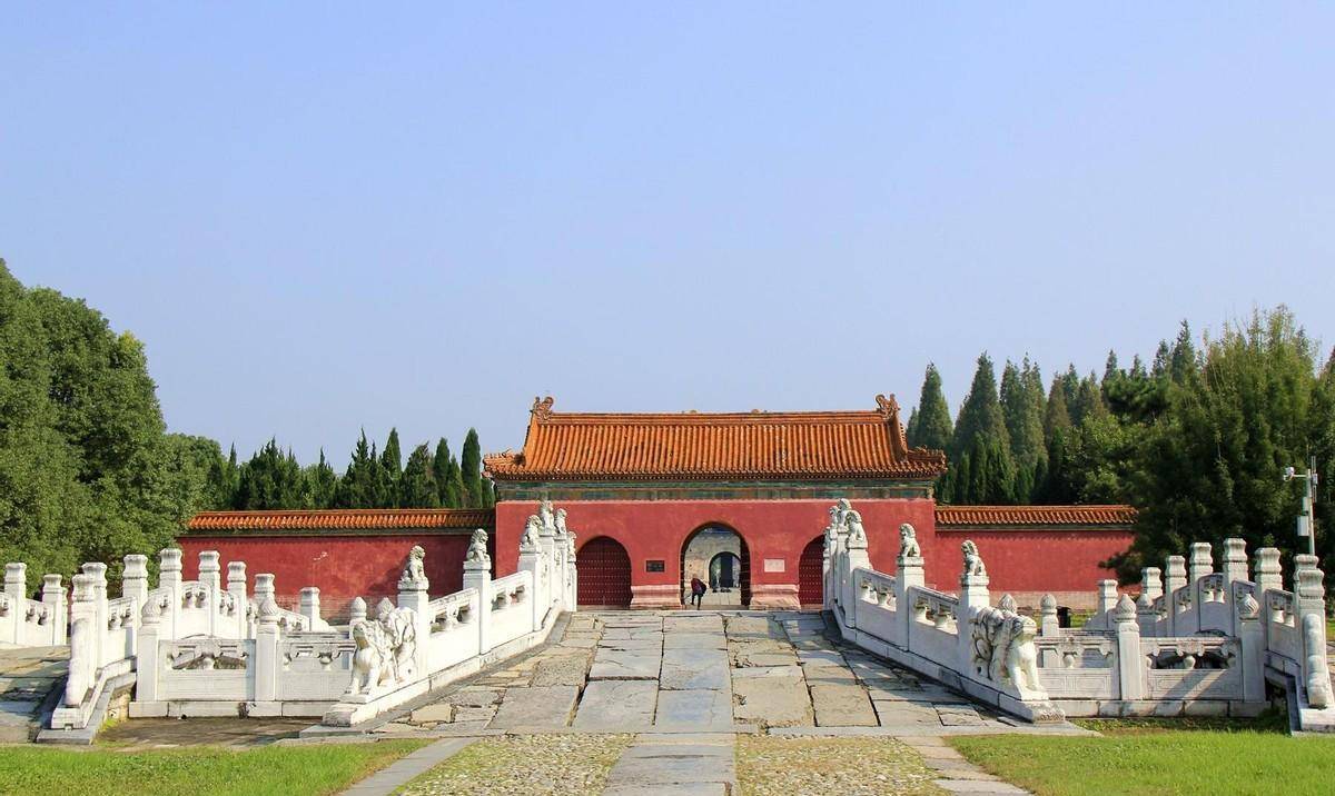 原创中国有一祖坟后代一共有16位皇帝陵墓300多年未有盗墓之事