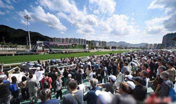 原创香港赛马会举办打吡大赛吸引逾6万名观众入场观赛
