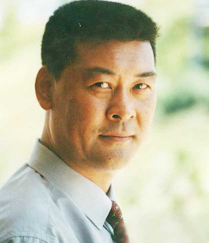 侯传杲_任淑文_妻子