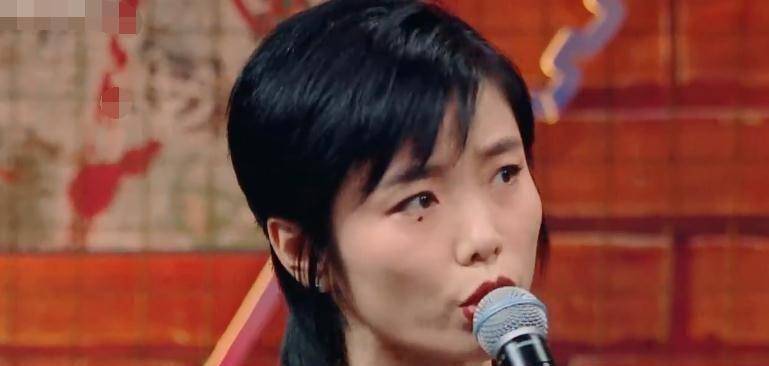 《王牌》搞重聚情怀,许飞边拿钱边拆台,尚雯婕惊喜变"惊吓"_谭维维