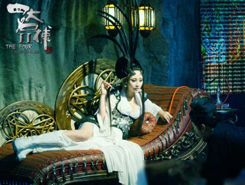 从《男人装》到《画壁》,再到《四大名捕》和《不二神探》,她的出演都