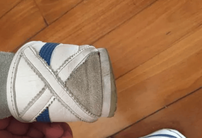 鞋底如果是这3种情况,需多留意!_磨损_足部_炎症