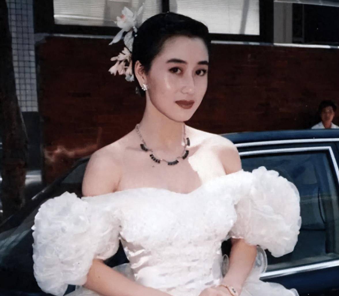 年轻时都是人间尤物,个个绝色佳人_利智_黎姿_邱淑贞