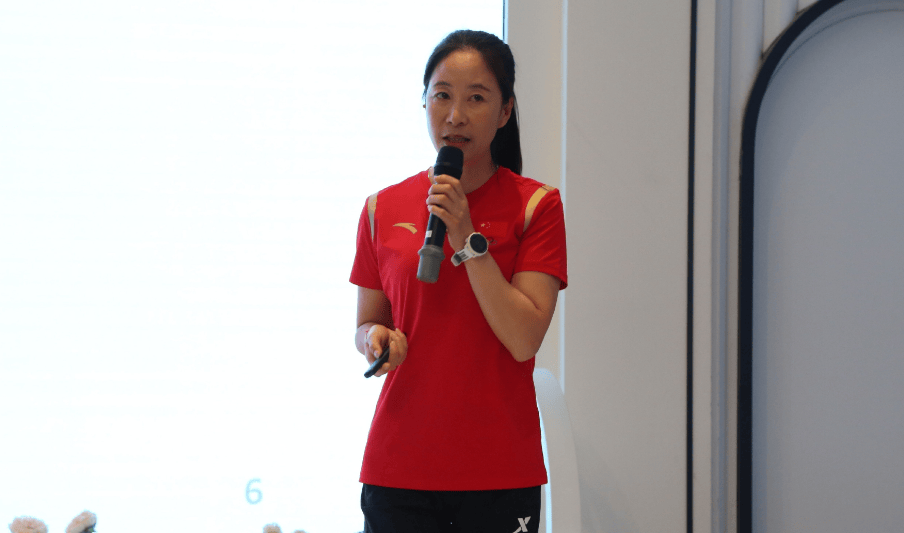 奥运冠军王丽萍夺冠却被教练组抛弃泪洒现场如今逆袭成功