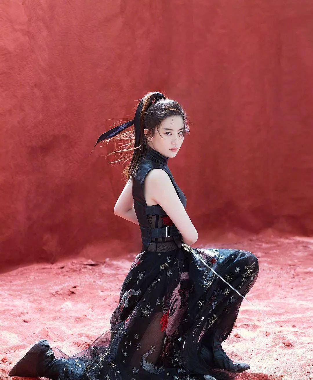 原创32岁的刘亦菲早就不是天仙了