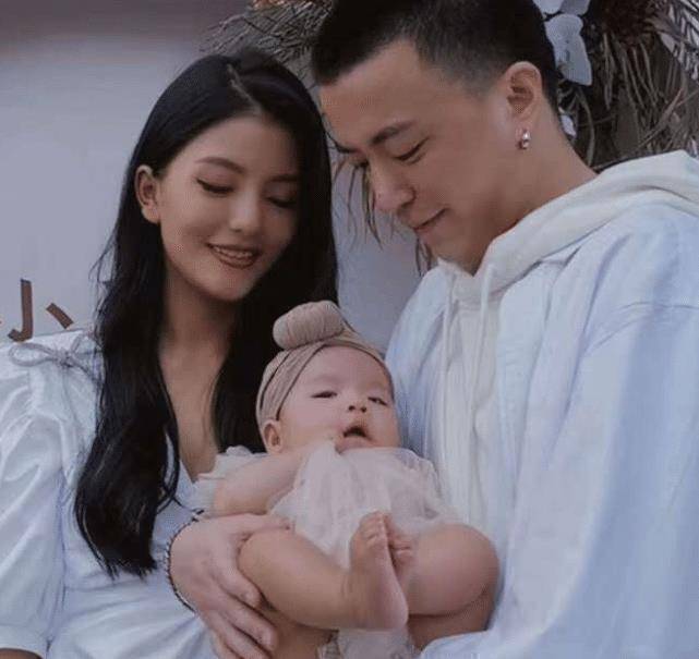 原创jonyj为何不晒老婆照片对方正脸曝光那刻换谁谁舍得晒啊