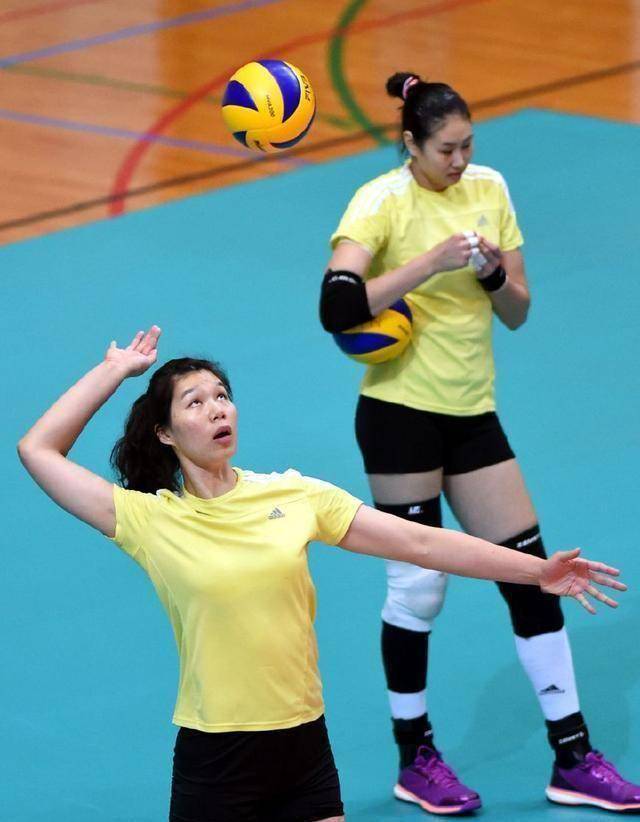 原创31岁前国手虽退役却仍心系女排,她的接班人究竟何时会出现_徐云丽