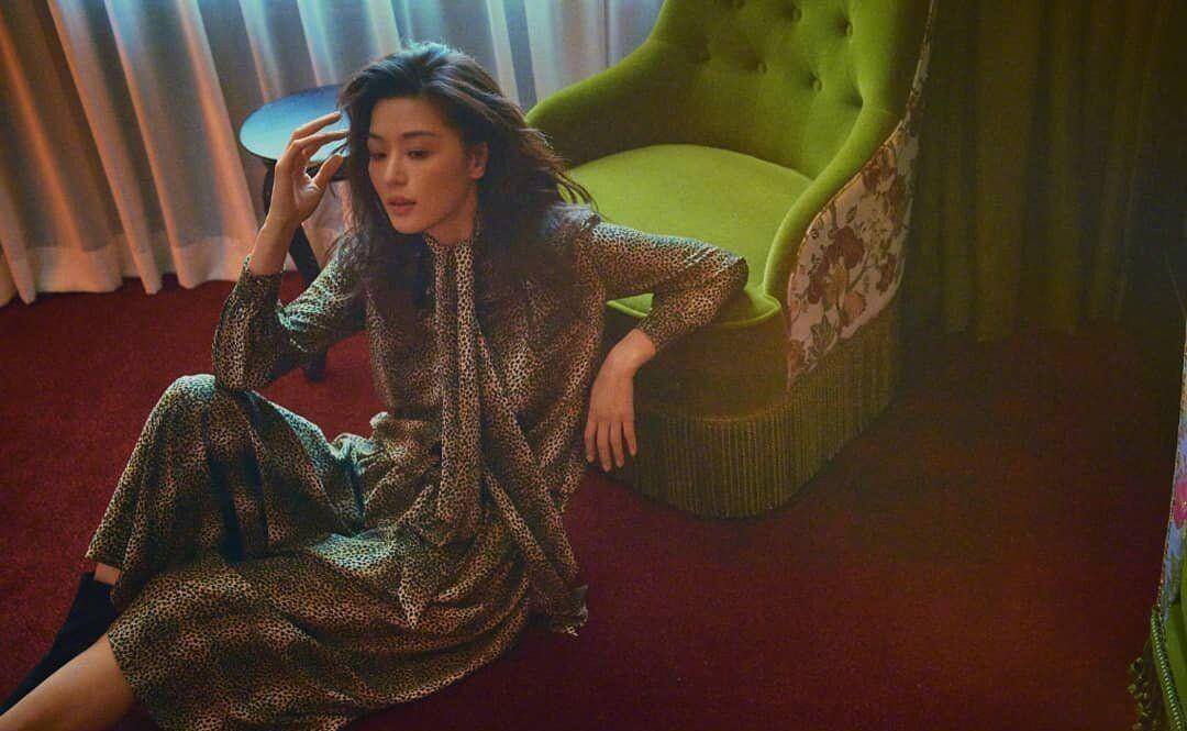 原创全智贤上演复古大片当了辣妈也时尚真不愧是嫁给了设计师之家