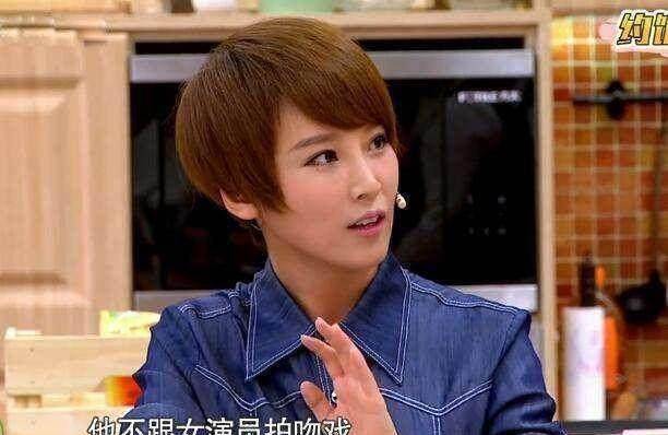 原创原创43岁吴京小9岁谢楠婚纱照儿子超像妈谢楠曝出多年不火真相