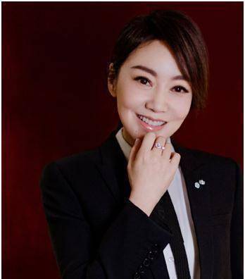 原创原创48岁的闫妮50岁的许晴都比不过52岁的周慧敏差距一目了然