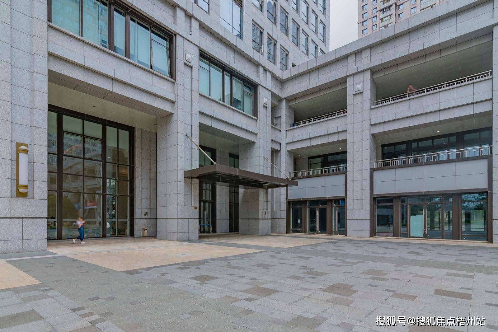 2024年武汉泛海国际soho城的优缺点分析合不合适租预约通道