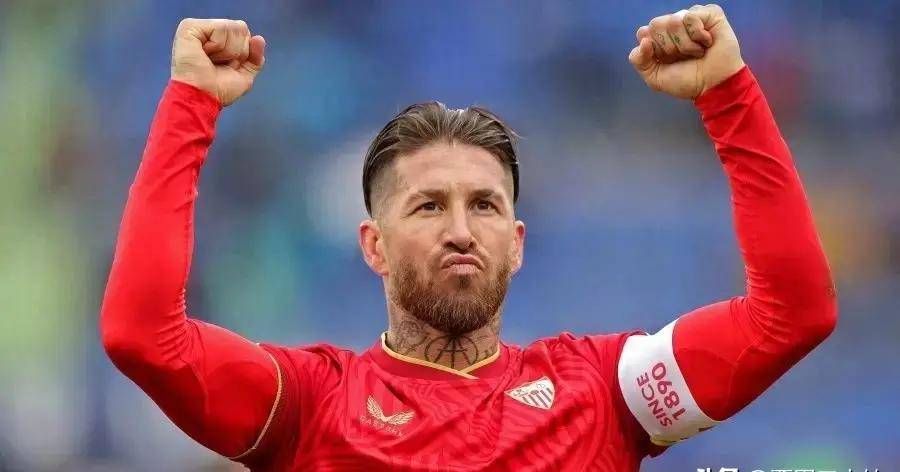 前皇马巨星配得上球迷的致敬_拉莫斯_比赛_赫塔菲