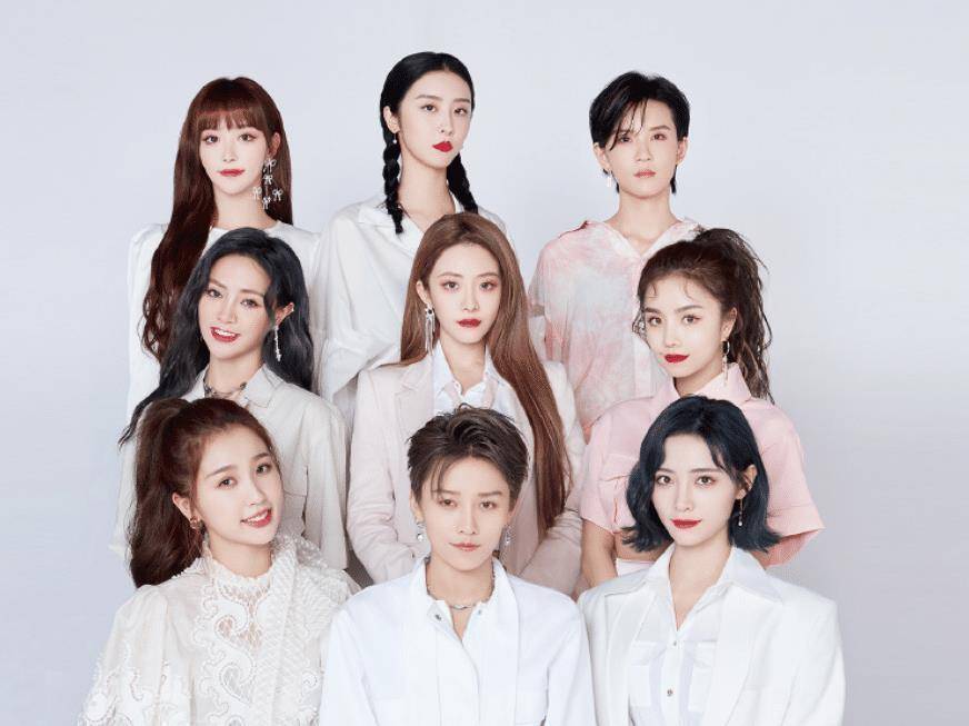 原创the9新合照引争议刘雨昕被模糊c位虞书欣许佳琪却站中间