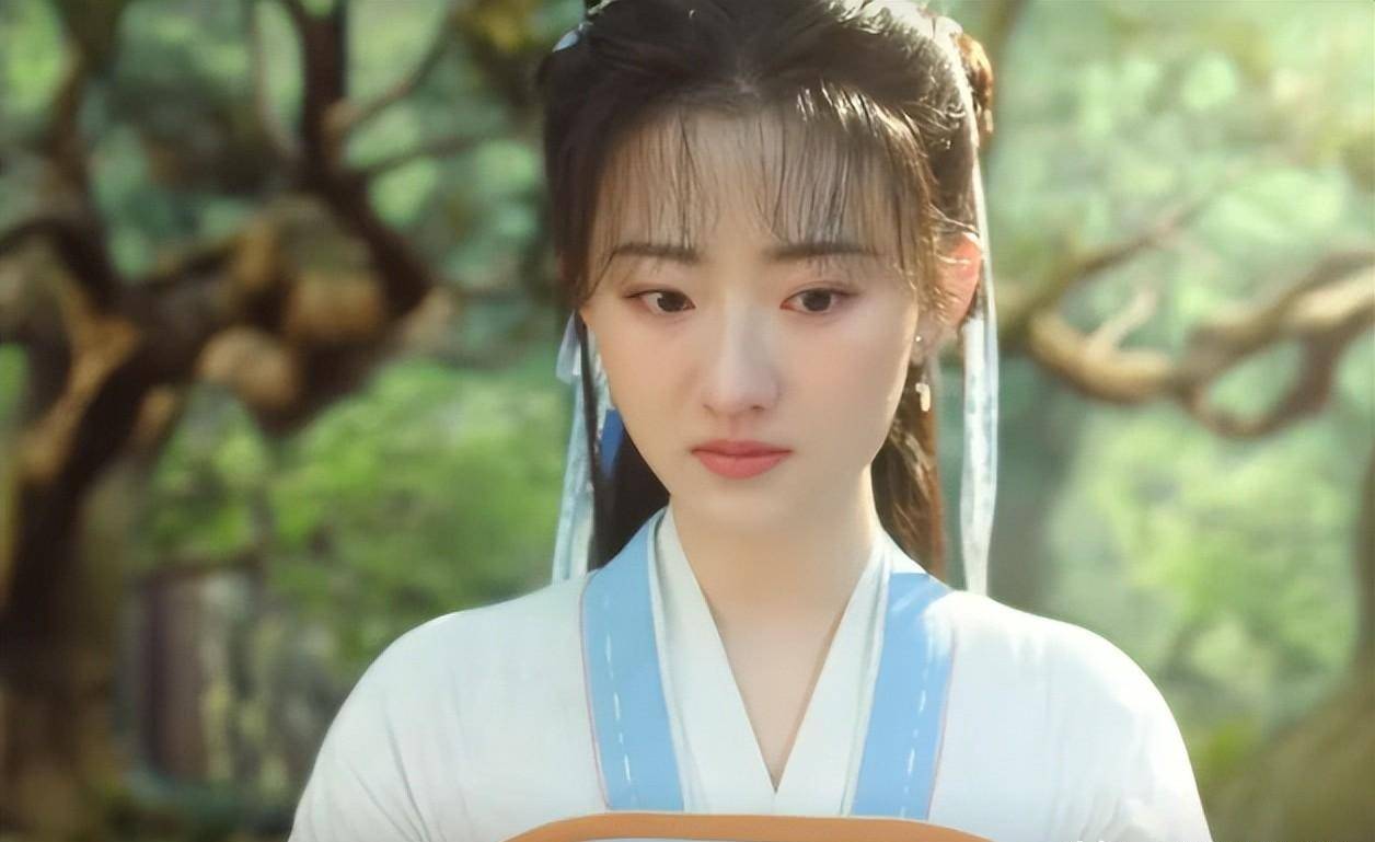 图片来自网络演员杨雨桐在《又见逍遥》中饰演赵灵儿.