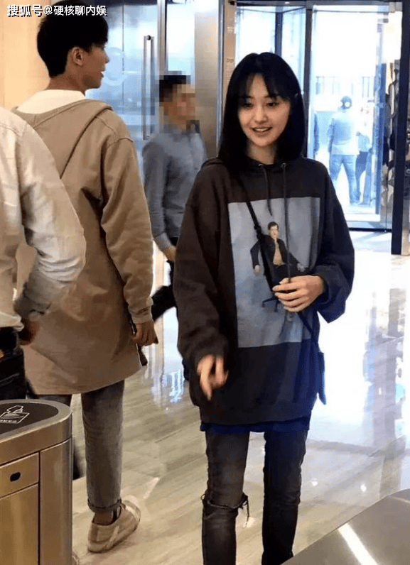 逃至美国3年后,再看郑爽如今处境,王思聪的话,终于有人信了