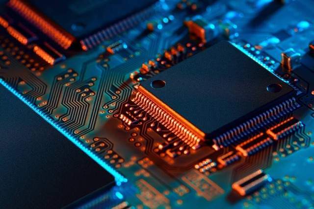 半导体到微纳米2024北京武汉电子元器件材料及生产设备展览会开启智能