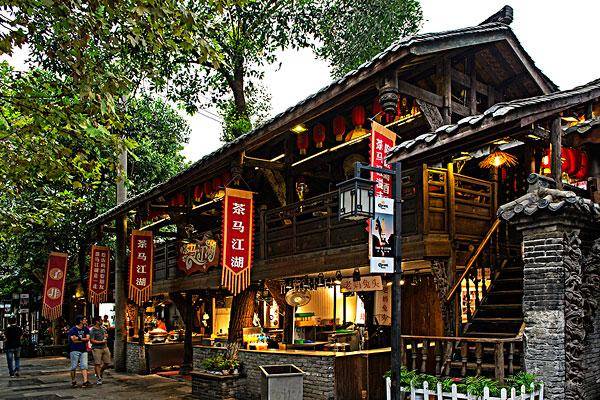 成都跟团四日游旅游攻略及行程线路