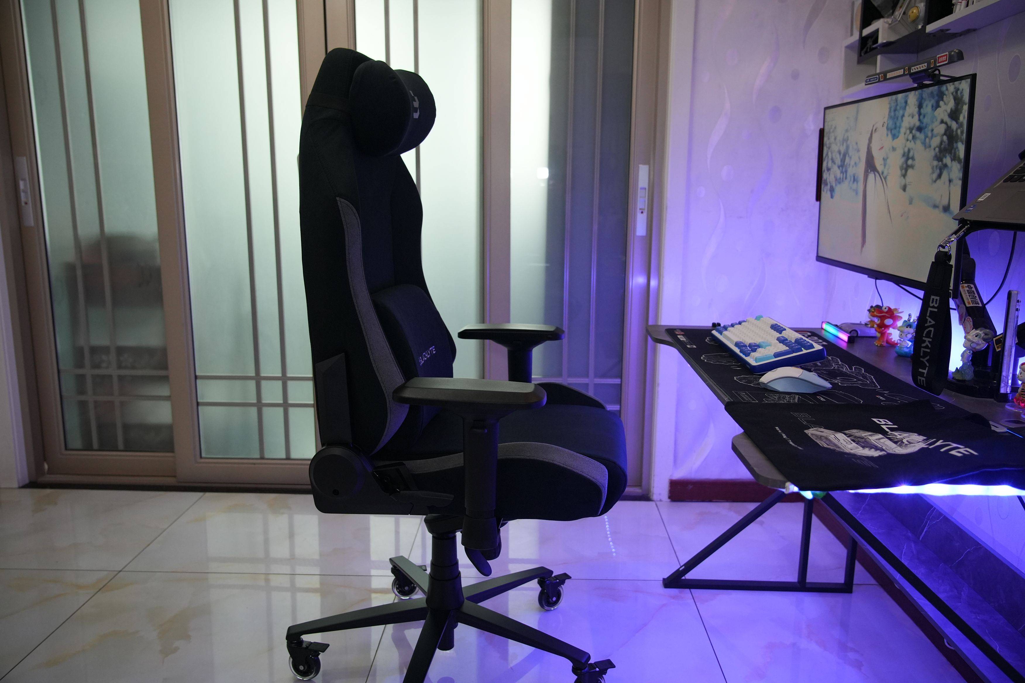 Blacklyte逐夜 逐·浪电竞椅体验评测：软件行业从业者的真实体验感受