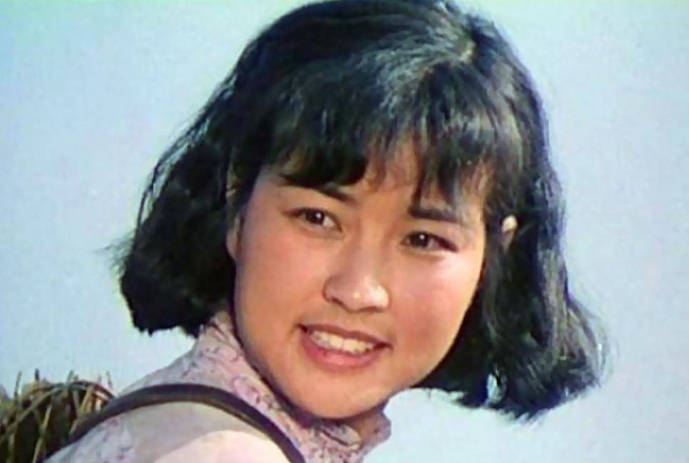 原创娱乐圈没有孩子的女星杨丽萍为跳舞拿掉孩子刘雪华终身不孕