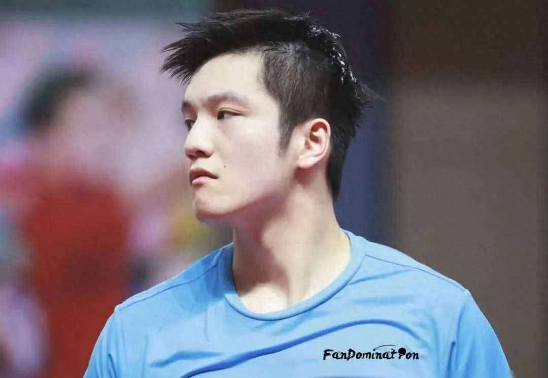 原创昨天我国乒乓球著名运动员本届巴黎奥运会第一主力樊振东突然