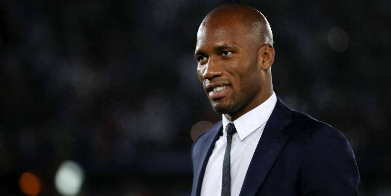 原创德罗巴足坛历史上可称为野兽级前锋的只有3人我不行