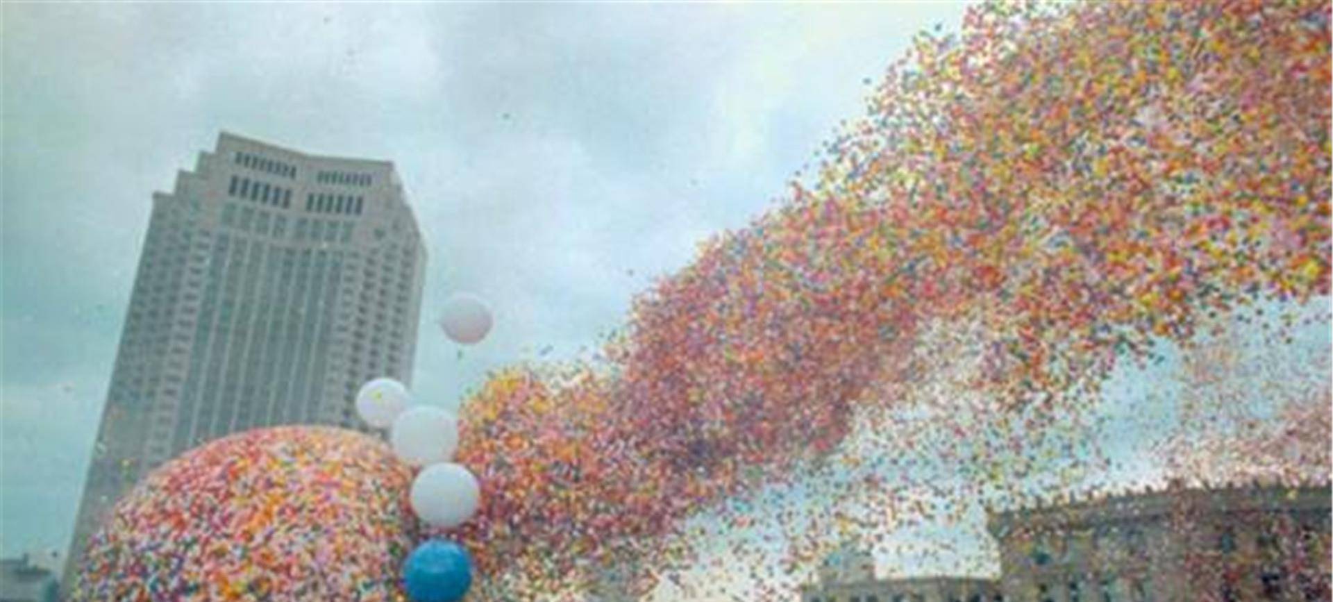 原创1986年美国放飞150万只气球创造吉尼斯世界纪录却成了悲剧