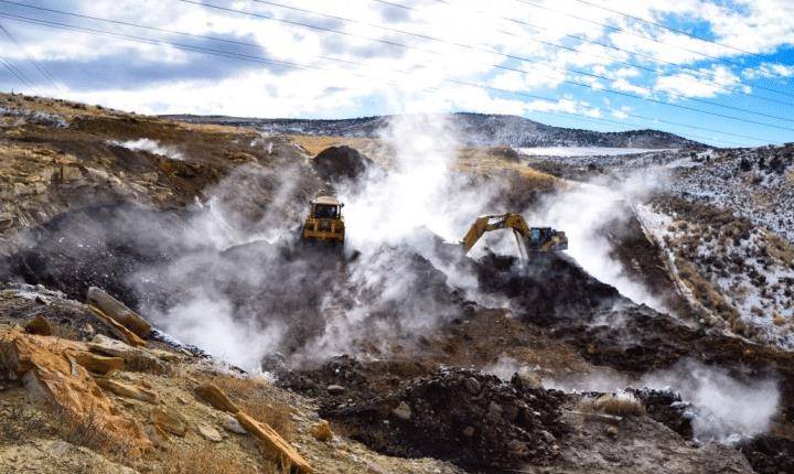 原创贺兰山的煤炭一直都在燃烧为何不用水直接扑灭有什么办法吗