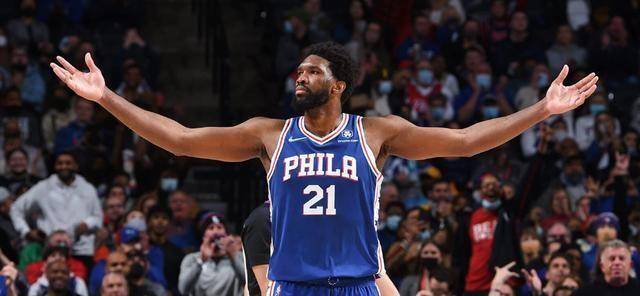 原创76人新赛季有麻烦哈登恩比德都喜欢以短攻长里弗斯如何纠正