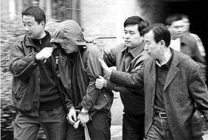 如此死性不改,罪大恶极,最终也难逃一死,韩振营也算是河南史上最狂的