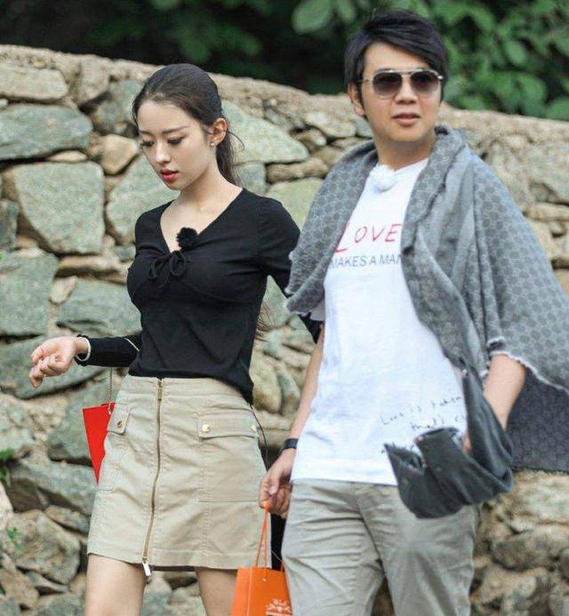 原创郎朗老婆身材好直到看到李云迪首席女徒弟现在才知道人外有人