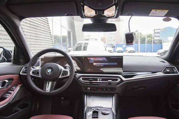 全面解读全新宝马3系,除了标配2.0t 8at动力,究竟还有什么硬实力?