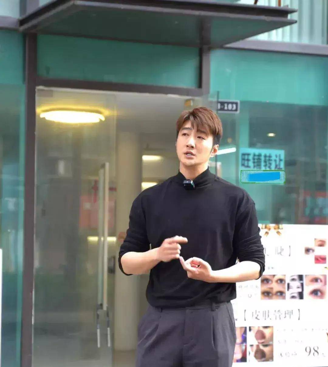 港星蔡淇俊又关一家店到内地创业十年巨亏决心不再开实体店