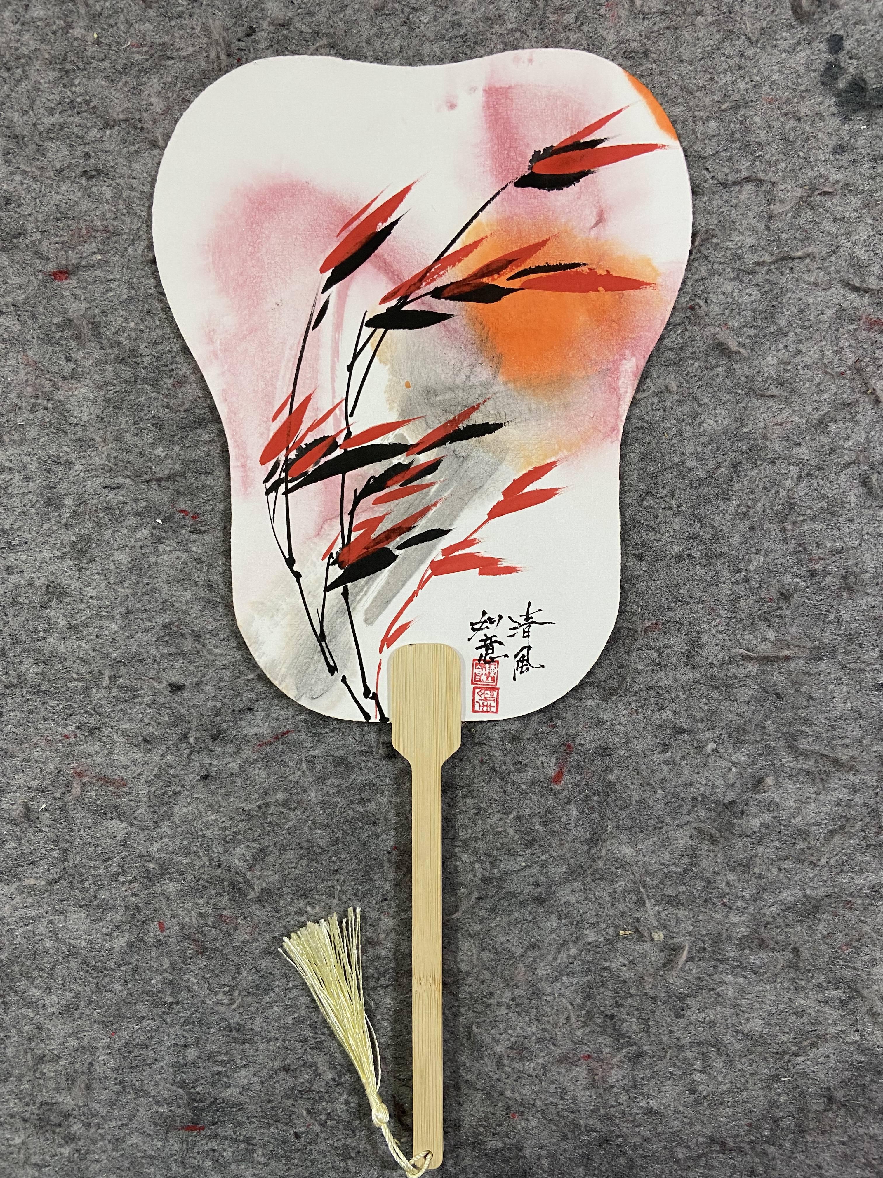 泼墨泼彩竹创始人陈培华画扇